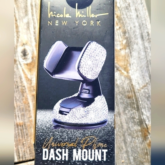 Universal Dash Mounted Diamond Cellphone Holder - Picture 5 of 8